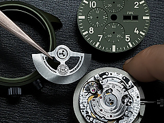 手表进水后零件生锈怎么解决？（泰格豪雅手表除锈及零件修复方法）